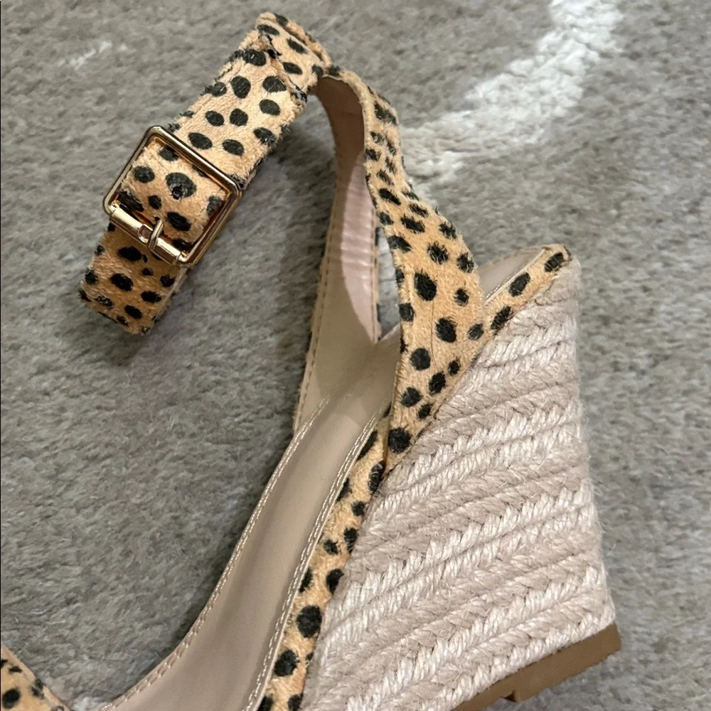 Charlotte Russe leopard espadrille sandal wedge heel Size 7